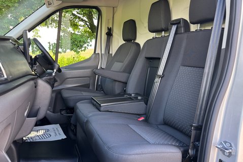 Ford Transit 350 Rwd Trend 130 ps L3H3 Panel Van - Air Con / Rear Camera 23