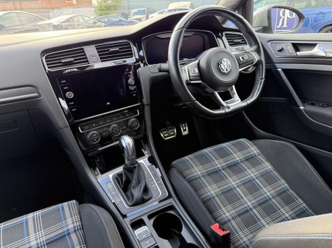 Volkswagen Golf 1.4 TSI 8.7kWh GTE Advance Hatchback 5dr Petrol Plug-in Hybrid DSG Euro 6 ( 27