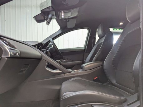 Jaguar E-Pace 2.0 E-Pace R-Dynamic D 4X2 5dr 59
