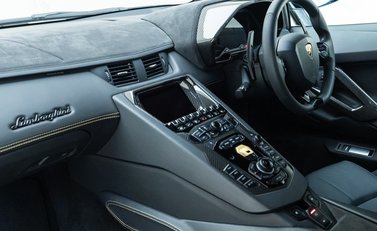 Lamborghini Aventador S LP 740-4 14