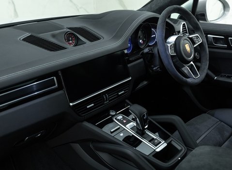 Porsche Cayenne GTS Coupe 16