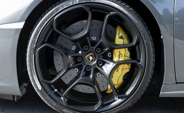 Lamborghini Huracan LP610-4 10