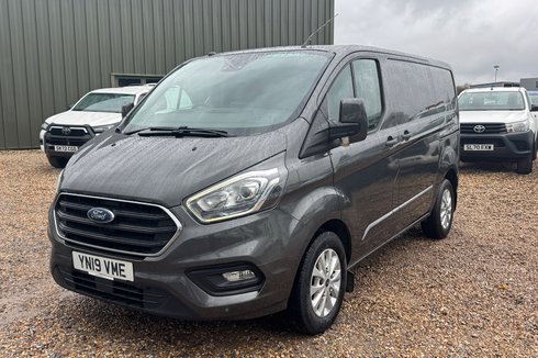 Ford Transit Custom SWB L1H1 Low Roof Limited 280 Air Con Alloys Sensors EURO 6