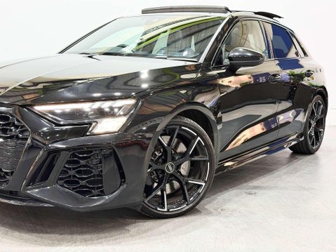 Audi RS3 2.5 TFSI Vorsprung Sportback 5dr Petrol S Tronic quattro Euro 6 (s/s) (400 13
