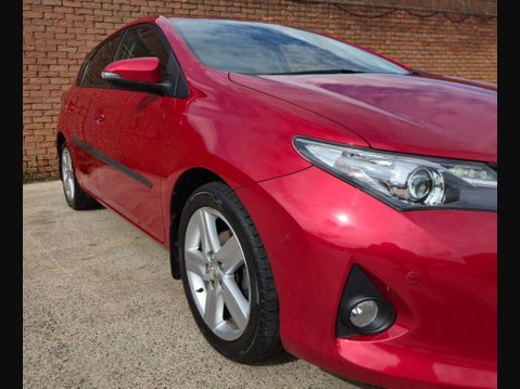 Toyota Auris 1.6 Auris Sport Valvematic 5dr 30