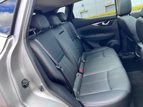 Nissan Qashqai 1.6 dCi Tekna 2WD Euro 6 (s/s) 5dr 26