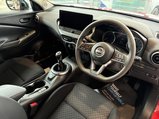 Nissan Juke 1.0 DIG-T Acenta Premium Euro 6 (s/s) 5dr 8