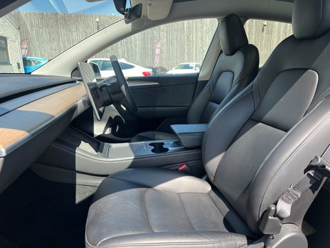 Tesla Model Y (Dual Motor) Long Range SUV 5dr Electric Auto 4WDE (384 bhp) 21