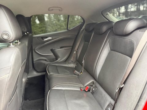 Vauxhall Astra 1.6 CDTi BlueInjection Elite Nav Euro 6 (s/s) 5dr 10