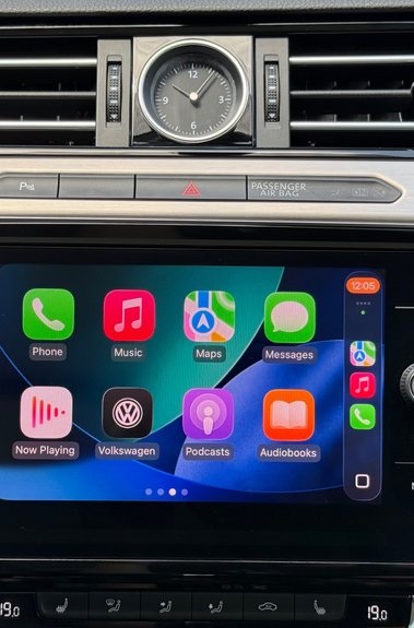 Volkswagen Passat GT TSI EVO DSG - PANORAMIC SUNROOF -19 INCH ALLOYS - ONE OWNER 