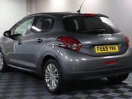 Peugeot 208 PURETECH S/S SIGNATURE 10