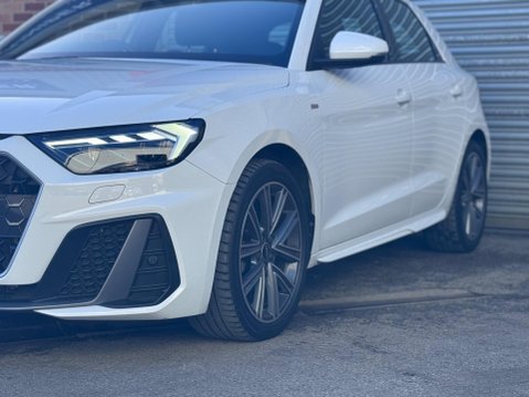 Audi A1 1.5 TFSI 35 S line Sportback 5dr Petrol S Tronic Euro 6 (s/s) (150 ps) 12