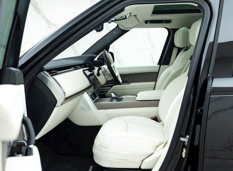 Land Rover Range Rover P530 First Edition 17