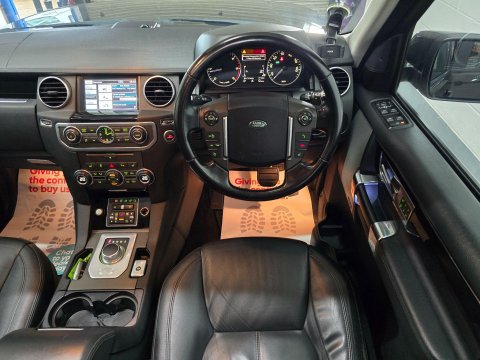 Land Rover Discovery 3.0 SD V6 HSE Auto 4WD Euro 5 5dr 44