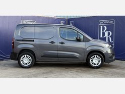 Toyota Proace City 50kWh Icon Short Panel Van 5dr Electric Auto SWB (7kW OBC) (136 ps) 3