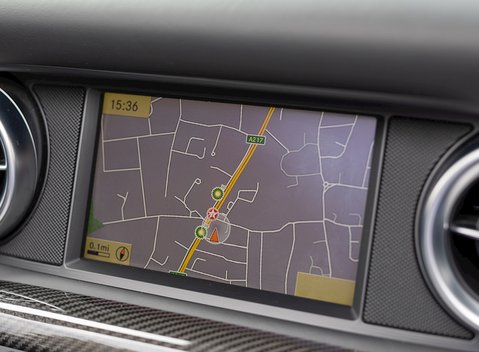 Mercedes-Benz SLS AMG Roadster 18