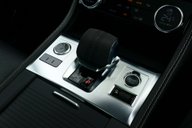 Jaguar F-Pace 2.0 F-PACE R-Dynamic S D MHEV AWD Auto 4WD 5dr 38