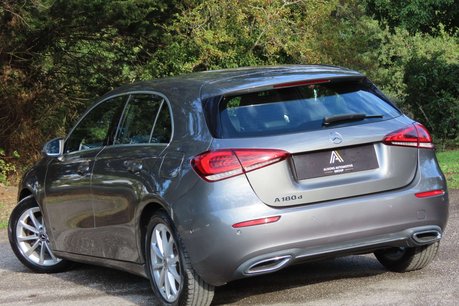 Mercedes-Benz A Class 1.5 A180d Sport (Executive) Hatchback 5dr Diesel 7G-DCT Euro 6 (s/s) (116 p 6
