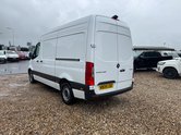 Mercedes-Benz Sprinter AUTO MWB L2H2 High Roof Pro Air Con Camera EURO 6 10
