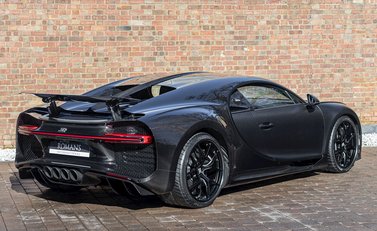 Bugatti Chiron Sport 'Noire Edition' 9