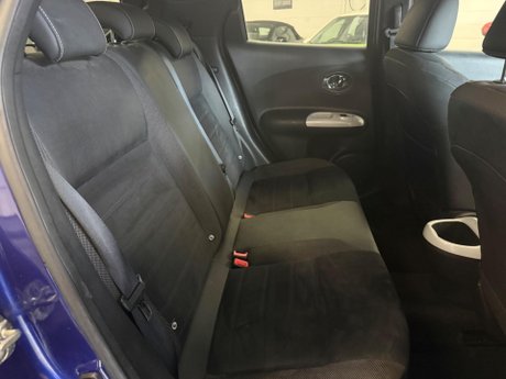 Nissan Juke 1.6 N-Connecta XTRON Euro 6 5dr 12