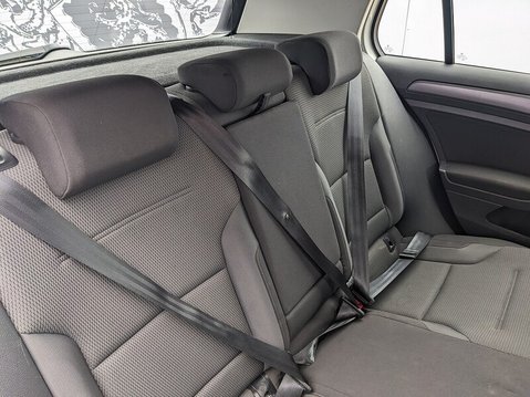 Volkswagen Golf SE NAVIGATION TSI BLUEMOTION TECHNOLOGY 17