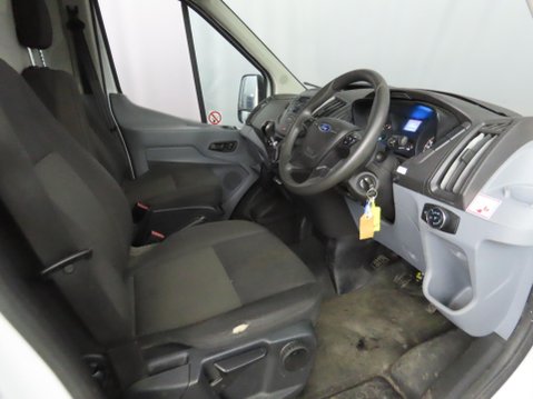 Ford Transit 2.0 350 EcoBlue FWD L2 H3 Euro 6 5dr 7