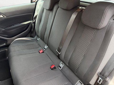Peugeot 308 1.2 PureTech Sportium Euro 6 (s/s) 5dr 13
