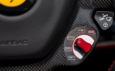 Ferrari 488 Spider 18