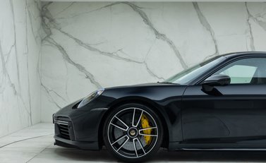 Porsche 911 Turbo S (992) 42