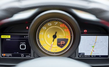 Ferrari 488 Spider 18