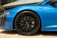 Audi R8 5.2 FSI V10 Plus S Tronic quattro Euro 6 (s/s) 2dr 14