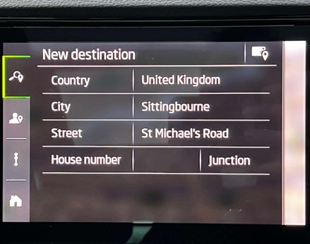 Skoda Karoq 1.5 Karoq Sportline TSi Semi-Auto 5dr 38