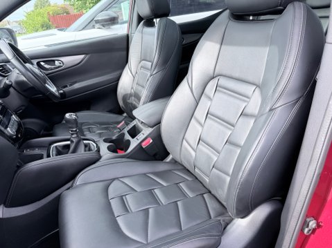 Nissan Qashqai 1.3 DIG-T TEKNA PLUS 10