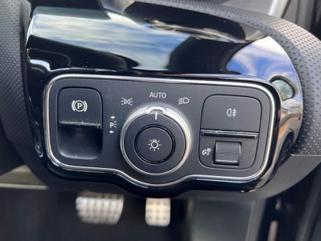 Mercedes-Benz A Class 2.0 A35 AMG (Premium Plus) 7G-DCT 4MATIC Euro 6 (s/s) 5dr 48