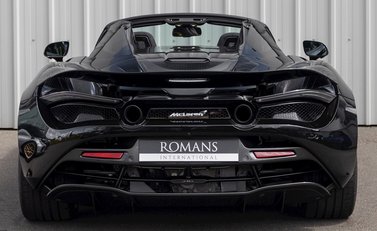 McLaren 720S Spider Performance 5