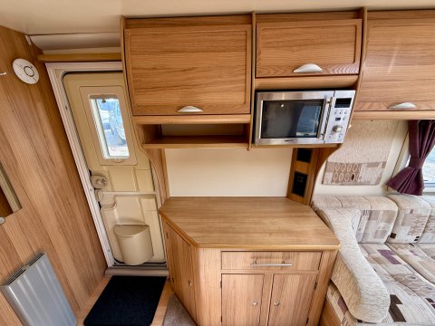 Bailey Unicorn Seville 21