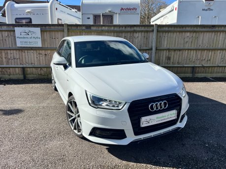 Audi A1 SPORTBACK 1.6 TDI BLACK EDITION 5dr 1