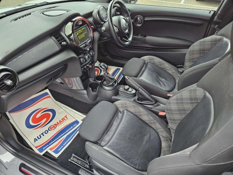 Mini Hatch 1.5 Cooper Auto 3dr 12