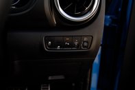 Hyundai KONA PREMIUM 16