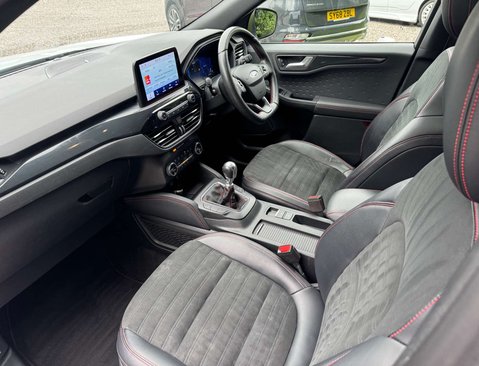 Ford Kuga 2.0 Kuga ST-Line X EcoBlue MHEV 5dr 37
