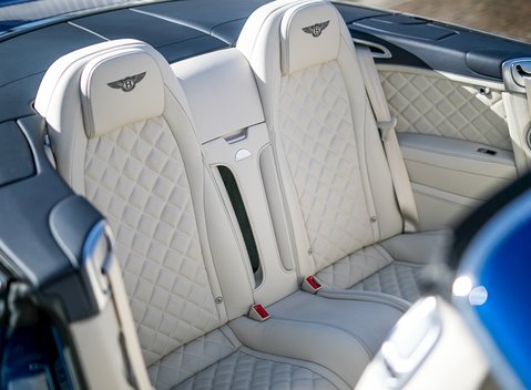 Bentley Continental GT V8 S Mulliner Convertible 15