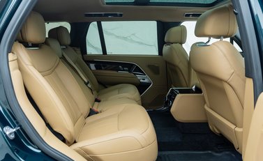 Land Rover Range Rover P440e AUTOBIOGRAPHY LWB 20