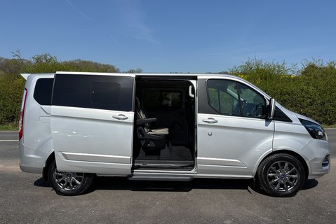 Ford Tourneo Custom 320 Titanium X L2 170 ps Automatic - 8 Seater 10