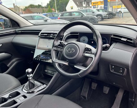 Hyundai TUCSON 1.6 Tucson Premium TGDi 5dr 18