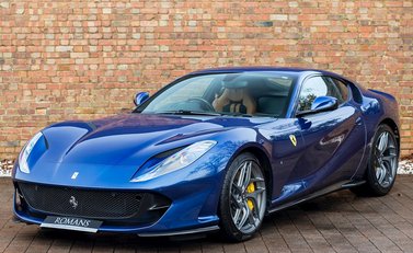 Ferrari 812 Superfast 6