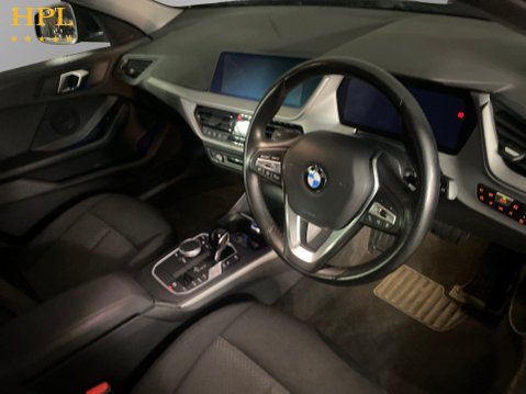 BMW 1 Series 1.5 118i SE (LCP) Hatchback 5dr Petrol DCT Euro 6 (s/s) (136 ps) Air Con - 12