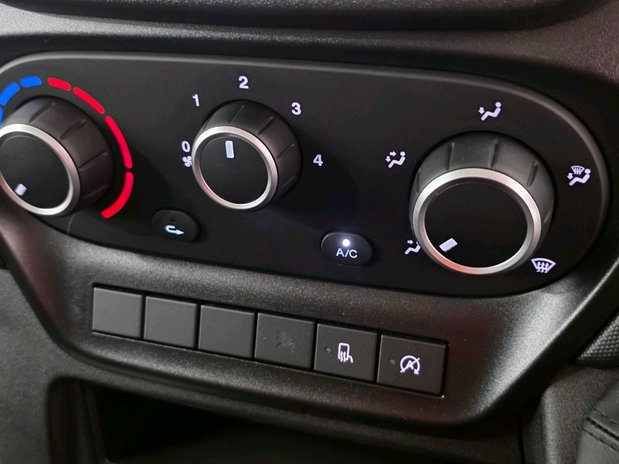 Iveco Daily 35S14 Manual Comfort 4100 Panel Van 24