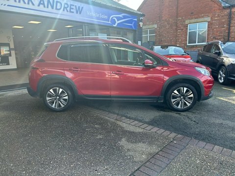Peugeot 2008 PURETECH ALLURE 2