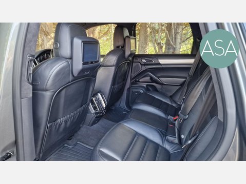 Porsche Cayenne 3.6T V6 GTS SUV 5dr Petrol TiptronicS 4WD Euro 6 (s/s) (440 ps) 7